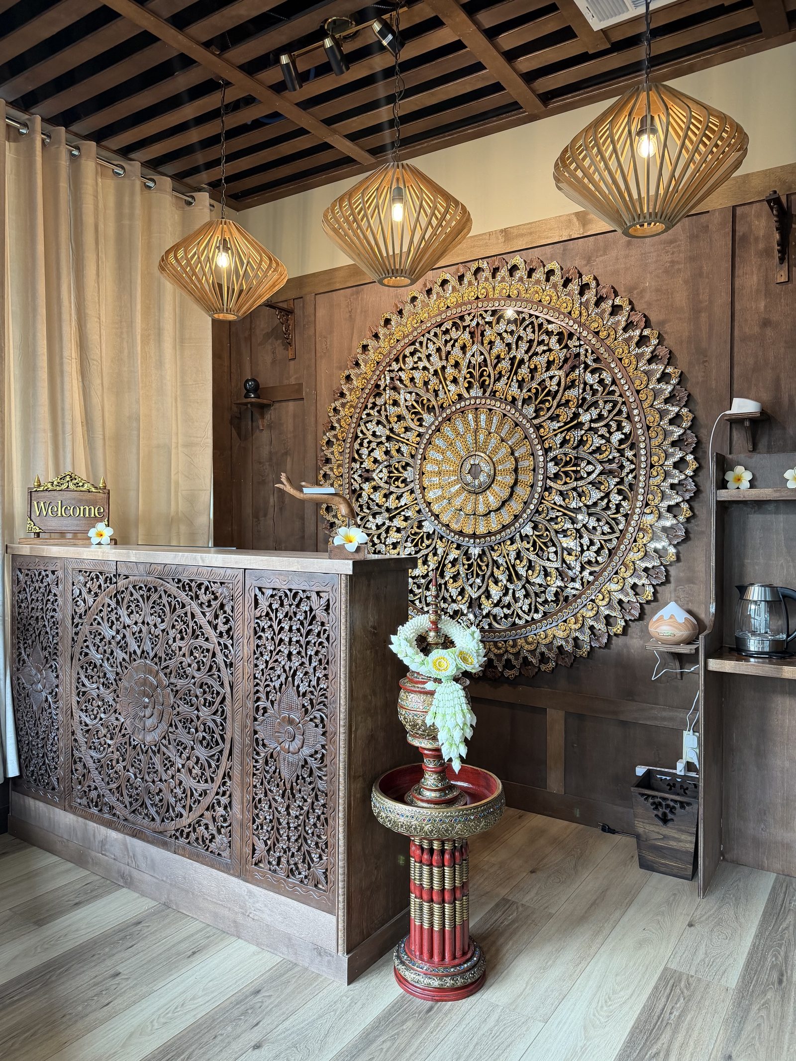 Reception desk detail
